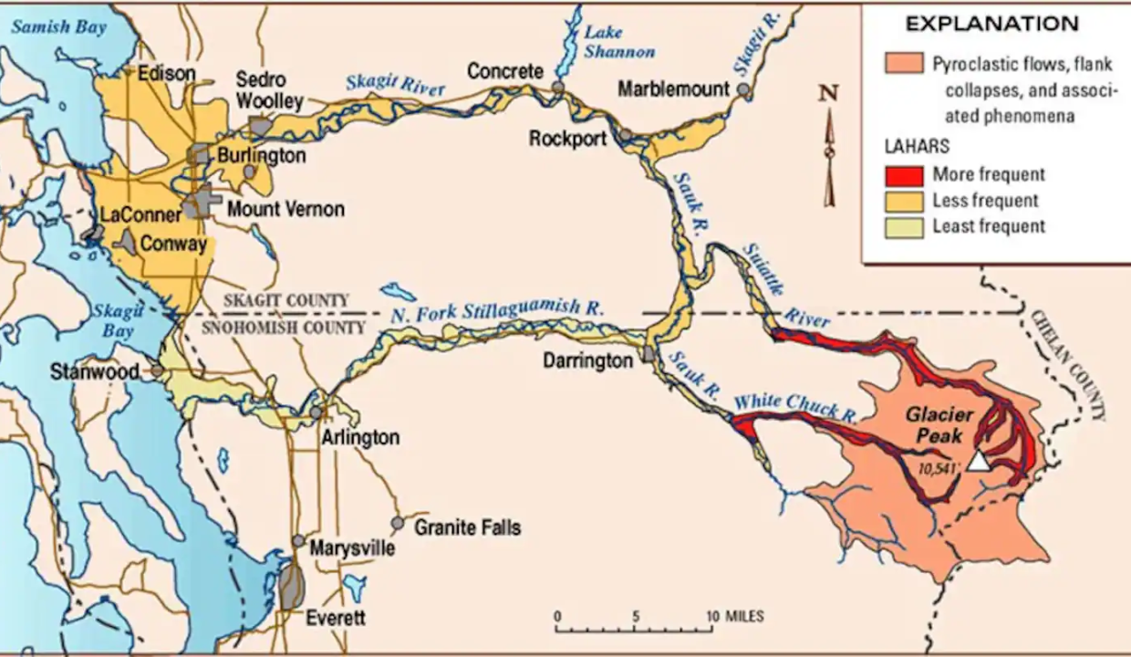 Mountain-Riverfront-Lrg-Cabin-12